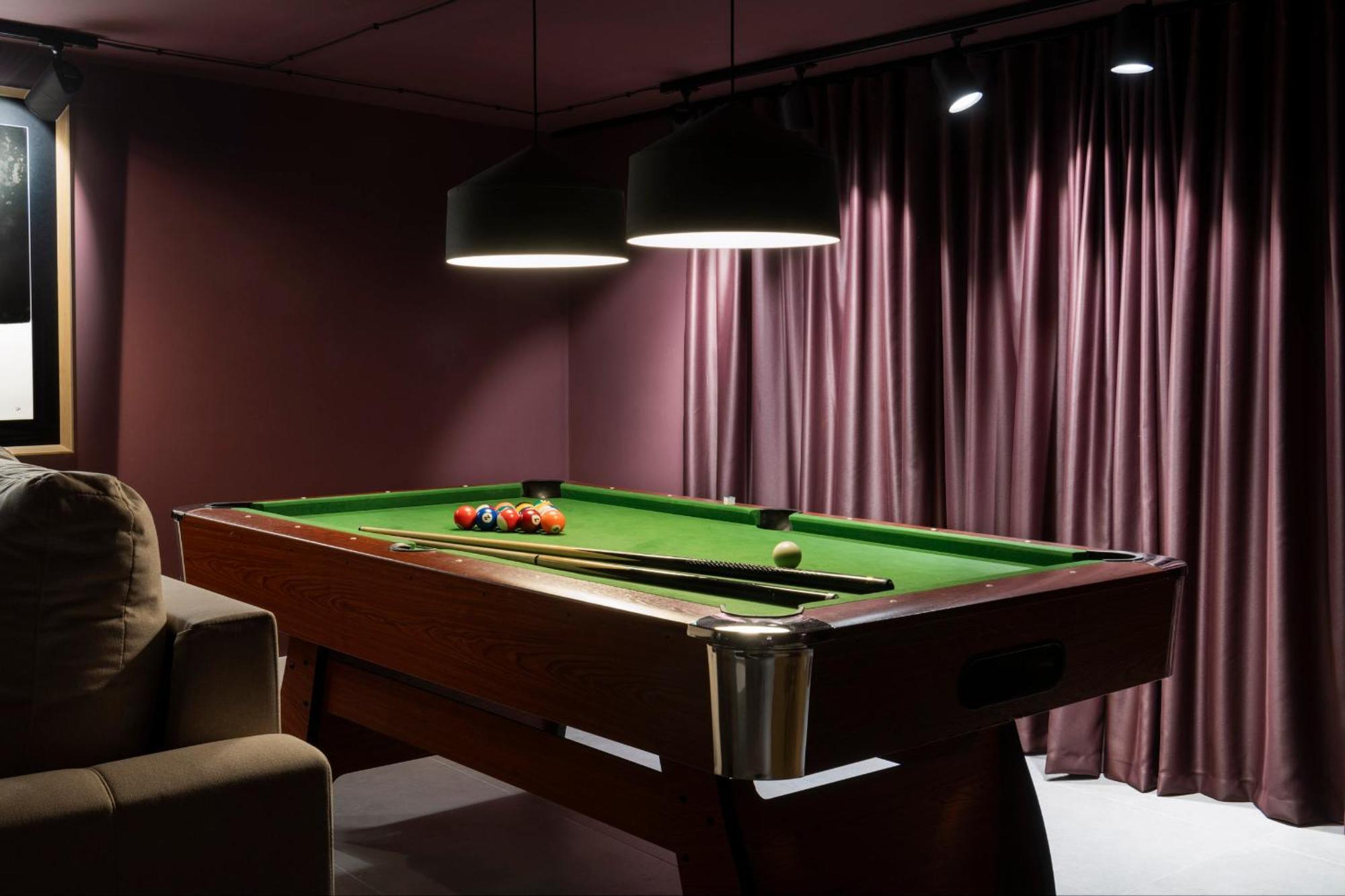 Monkeys Apartments Trastamara Billiard Room Sevilla Eksteriør billede